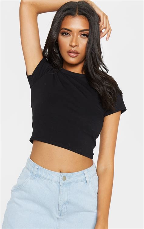 celine short sleeve cropped top.